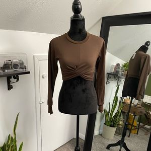 Cider XS Cropped Brown Long Sleeve